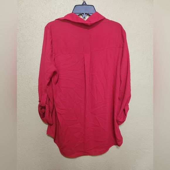 Button down blouse - Picture 2 of 3